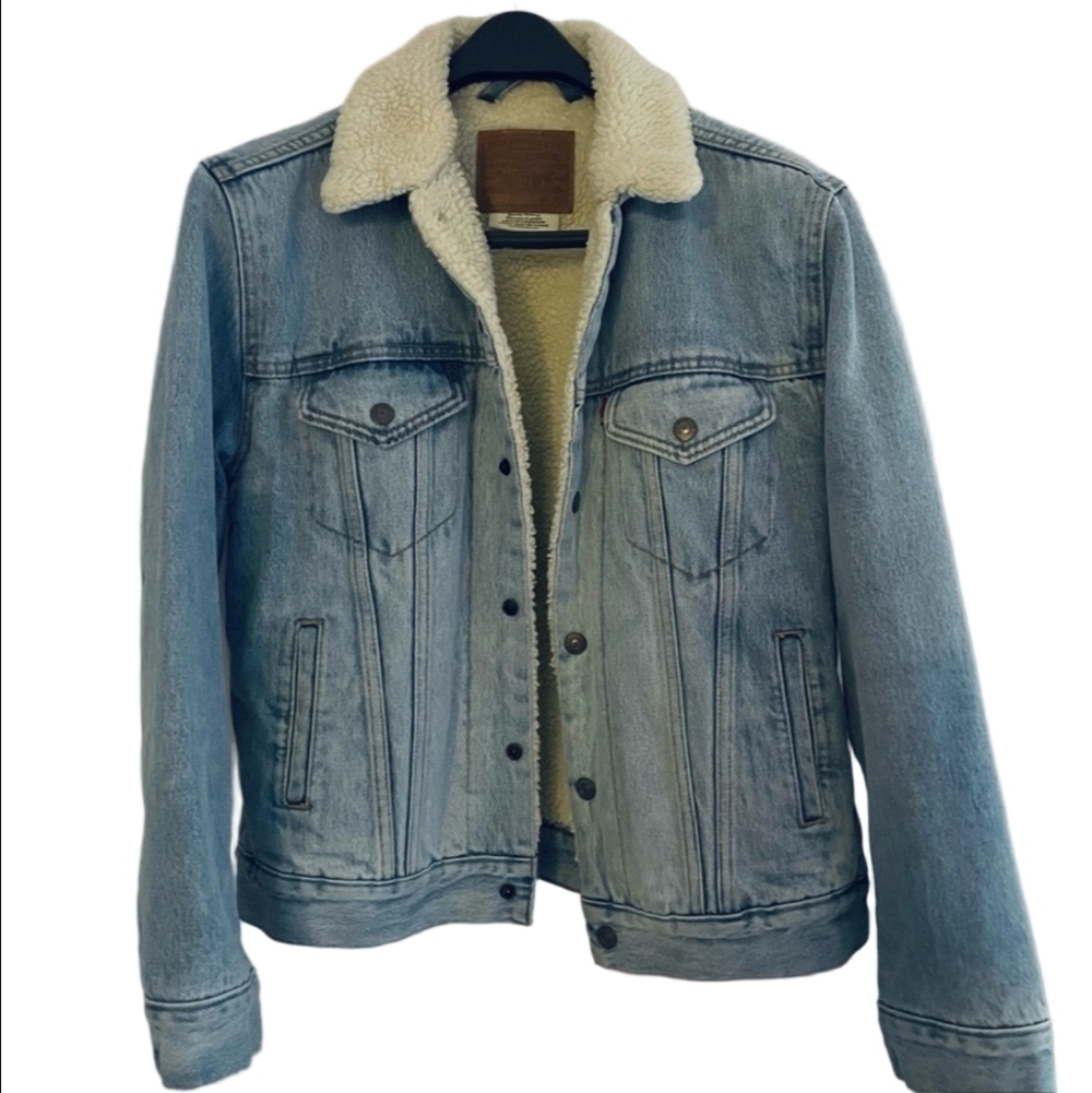 RARE Levi's Light Blue Denim Jacket with Cream Sherpa Lining